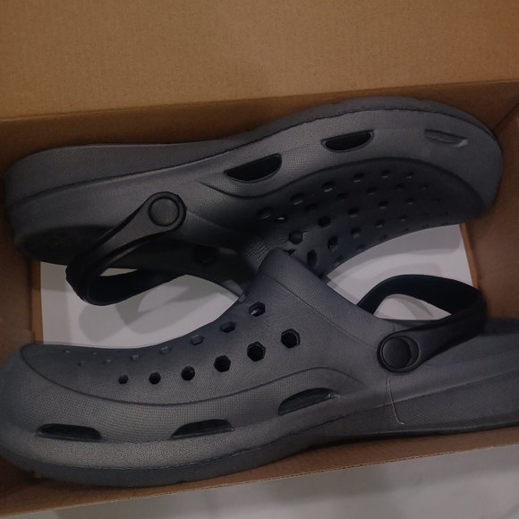 GRAY COMFORTABLE AROUND THE HOUSE SHOES - Picture 1 of 1